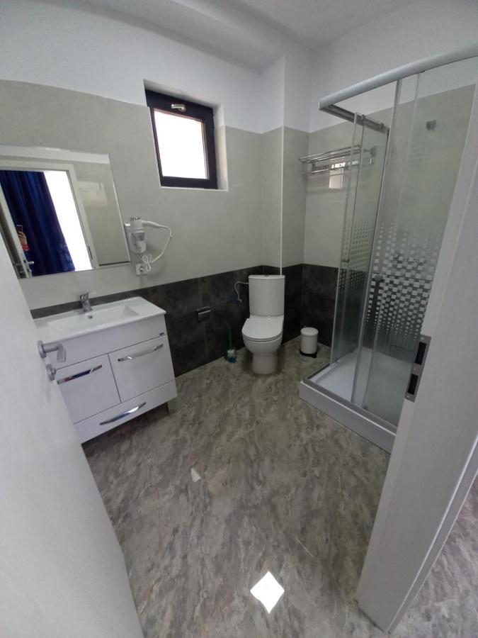 בוקרשט Hotel Ema&Zain מראה חיצוני תמונה